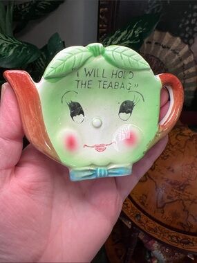 Vintage Anthropomorphic Apple Ceramic Tea Bag Holder I Will Hold Your Tea Bag 4”